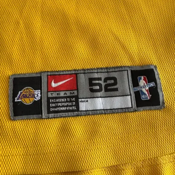Vintage Authentic Kobe Bryant Nike 2002 NBA Los Angeles Lakers Jersey 52 Gold